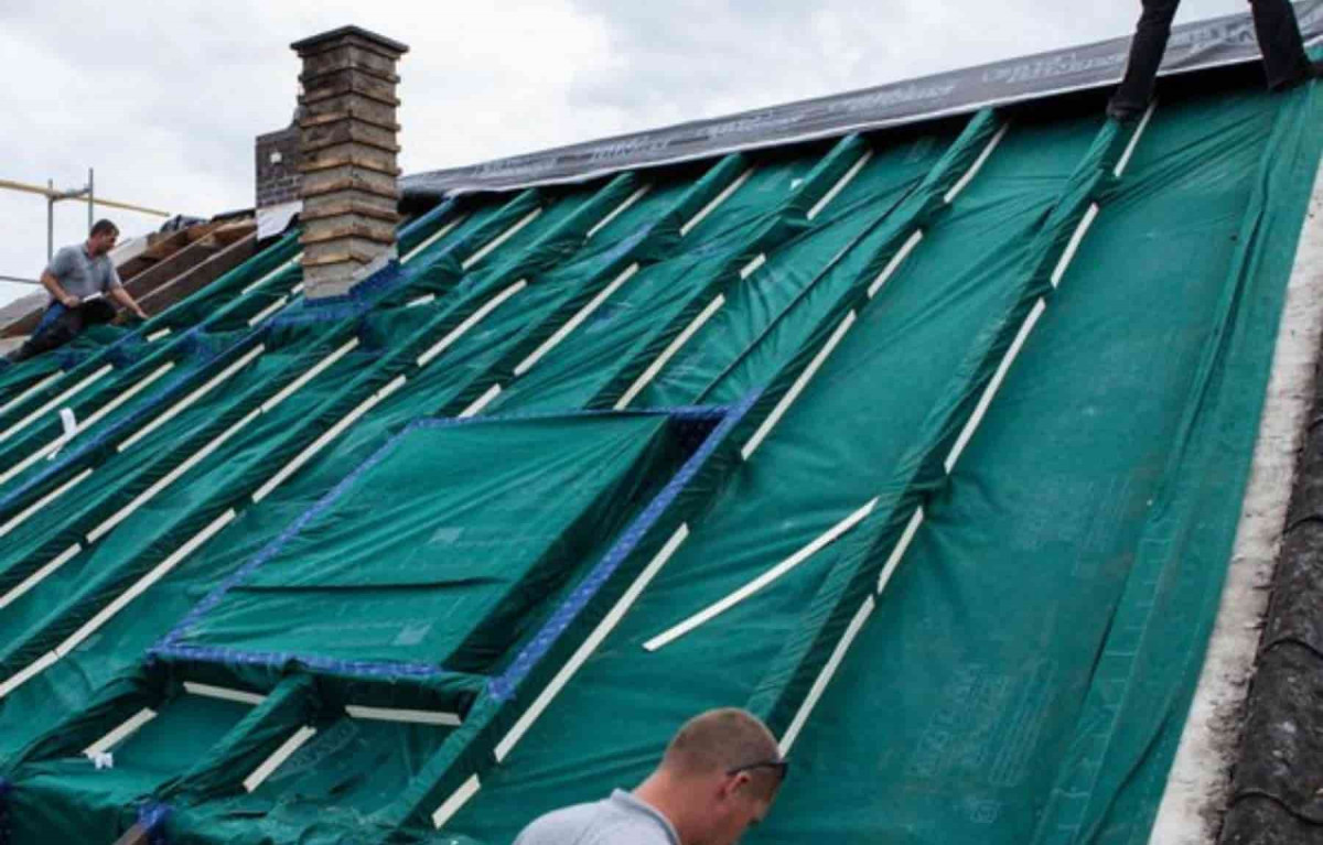 pro clima DASATOP пароизоляционная мембрана для реконструкции (1,5 м х 50 м, 10094) pro clima DASATOP пароизоляционная мембрана для реконструкции (1,5 м х 50 м, 10094)