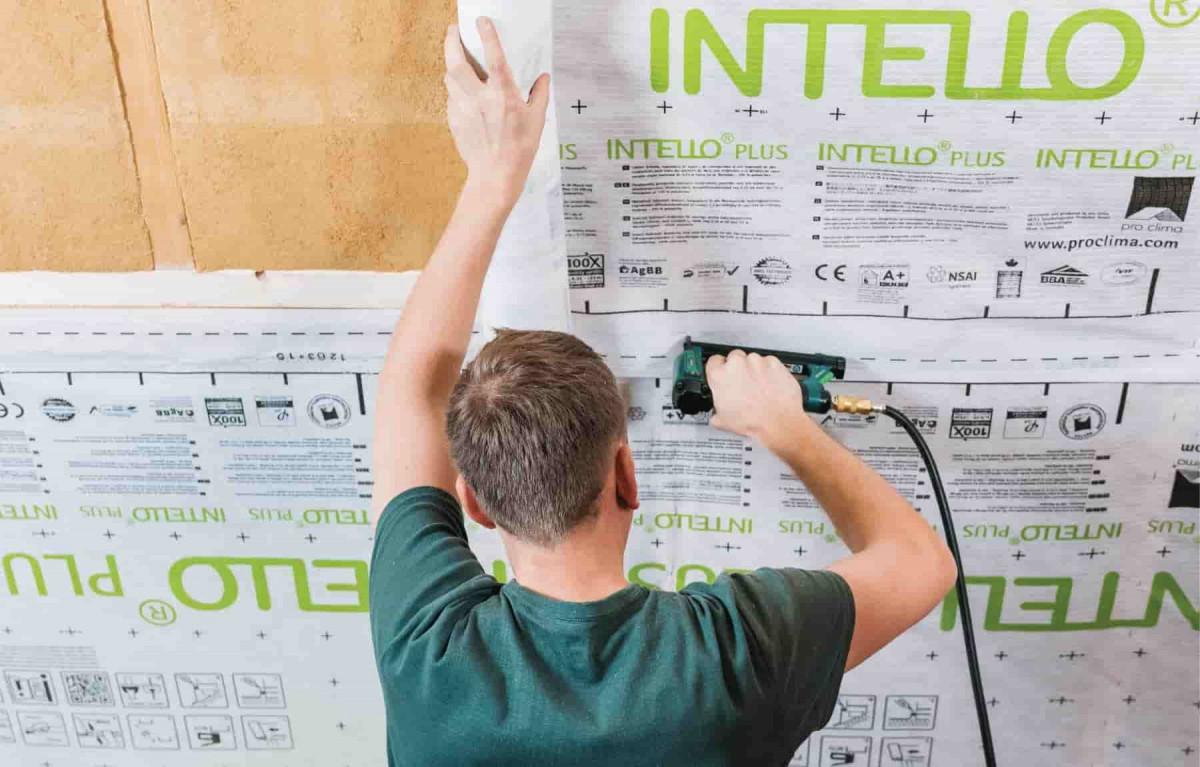 pro clima INTELLO PLUS пароизоляционная мембрана (1,5 м х 50 м, 10092) pro clima INTELLO PLUS пароизоляционная мембрана (1,5 м х 50 м, 10092)